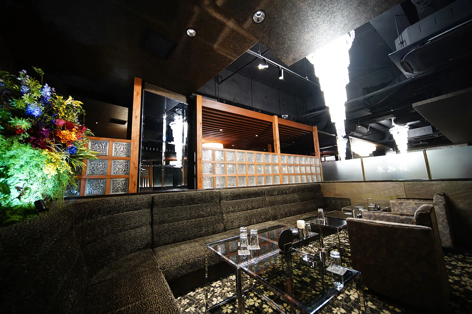 店内イメージスライダー-5